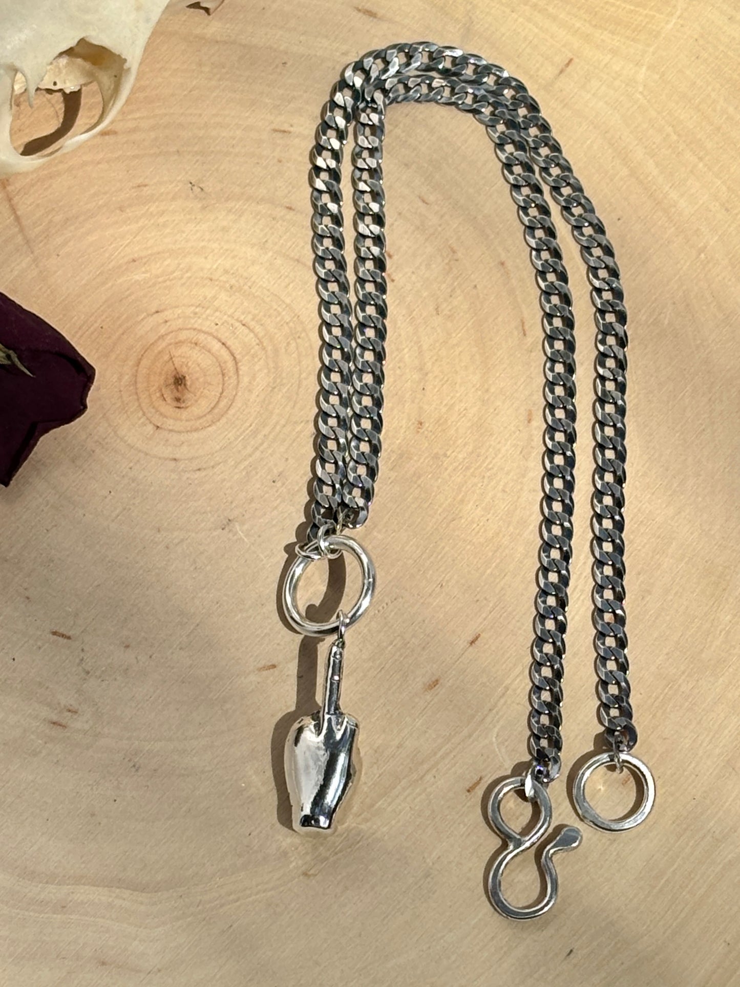 Chunky Middle Finger