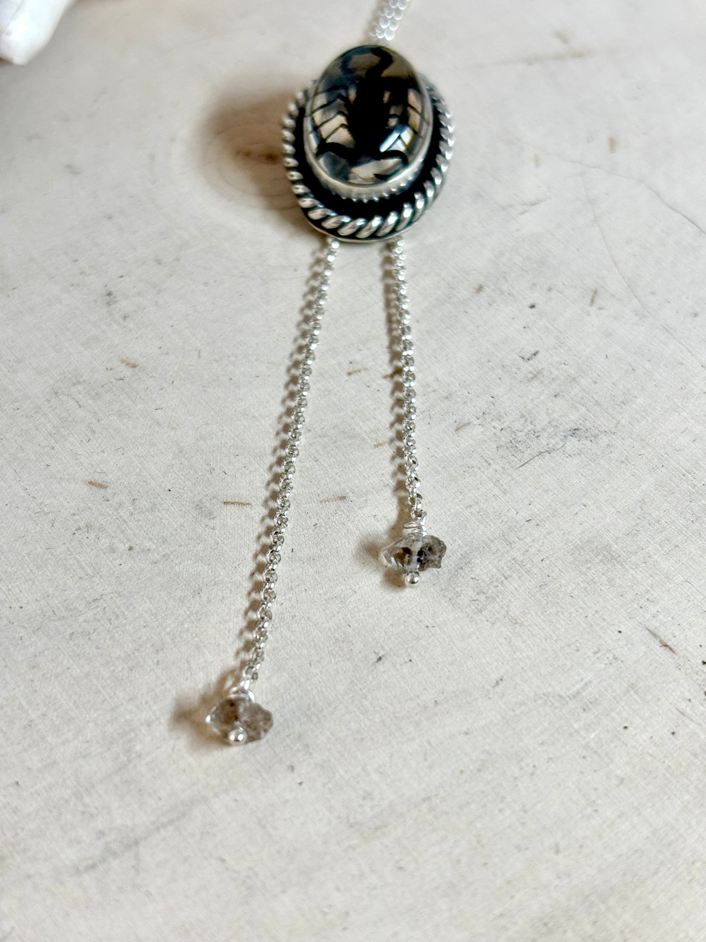 Scorpion Slider Bolo