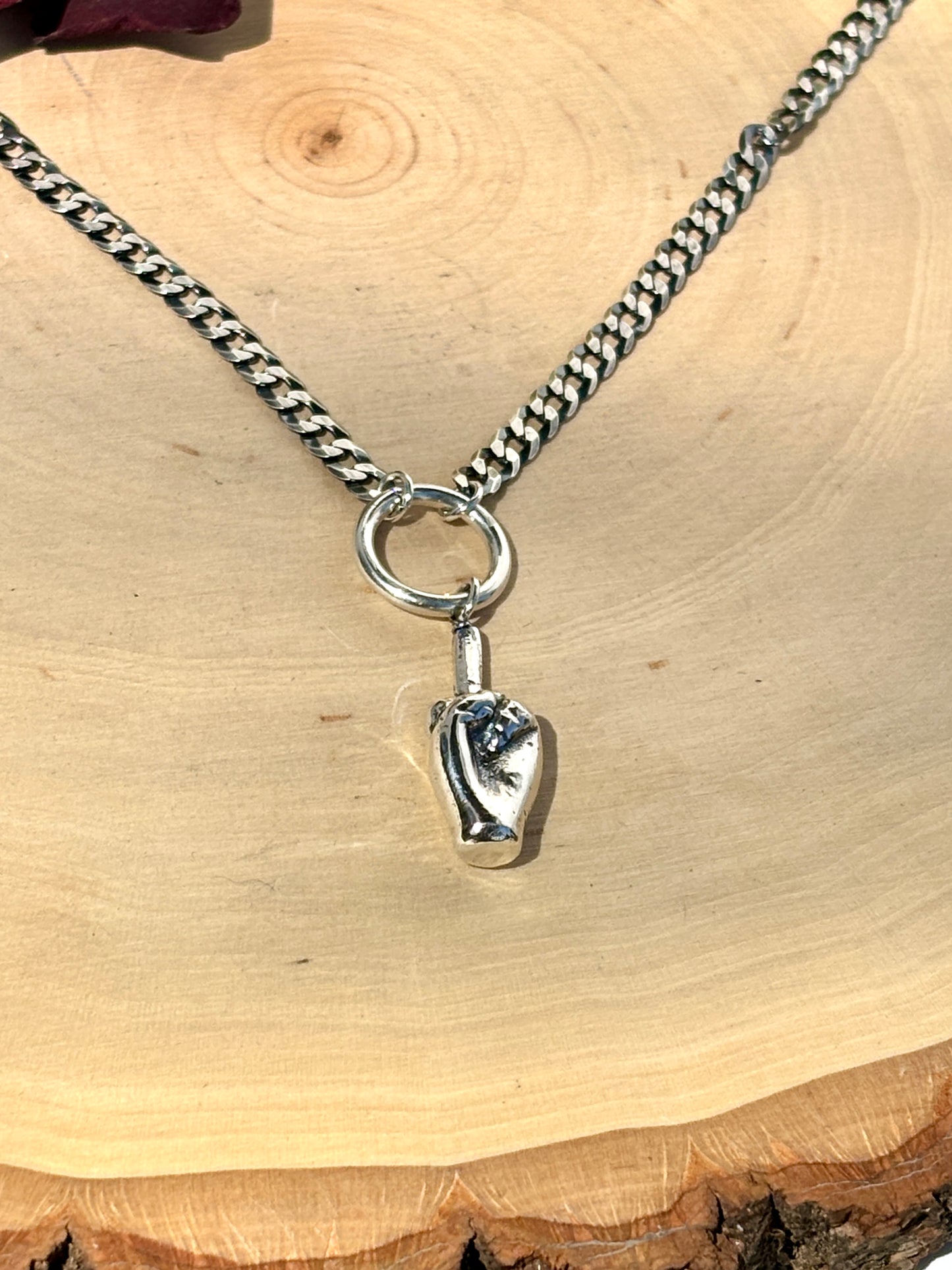 Chunky Middle Finger