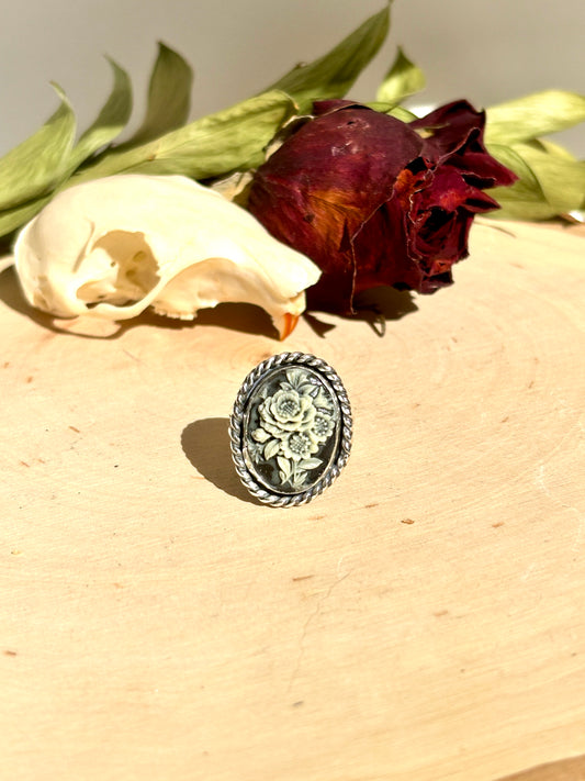 Floral Cameo Ring